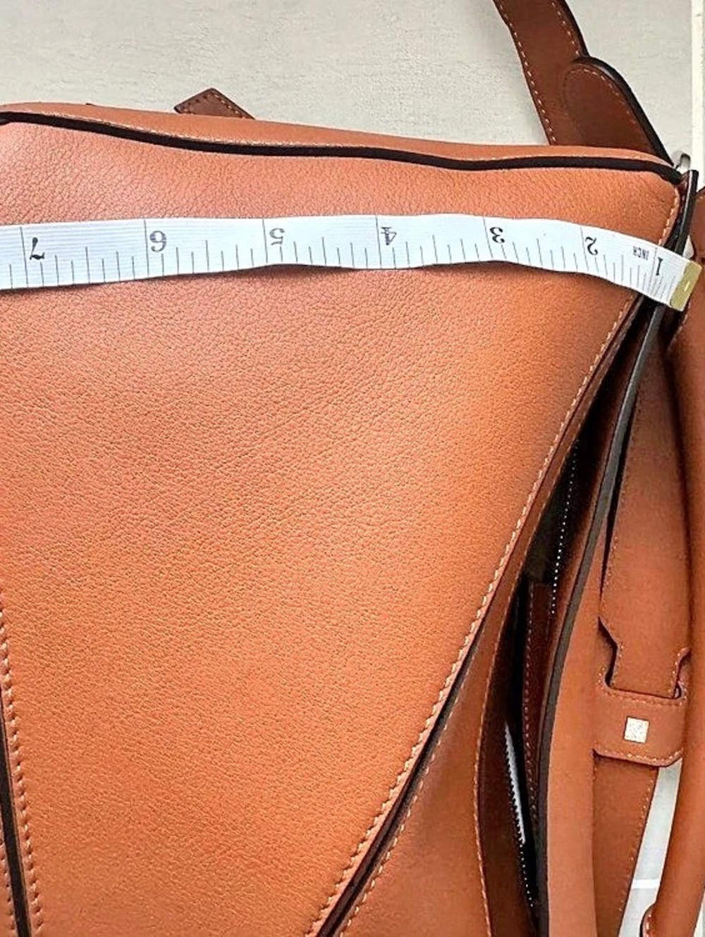 Loewe Puzzle Medium Leather Shoulder Crossbody Bag – Tan Brown Like New - Picture 7 of 9